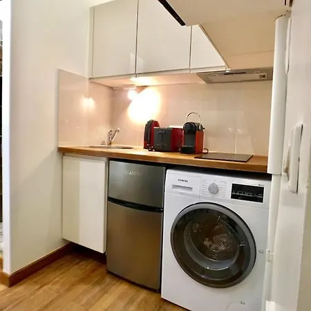 Daire Studio Renove Proche Champs-elysees Et Tour Eiffel *