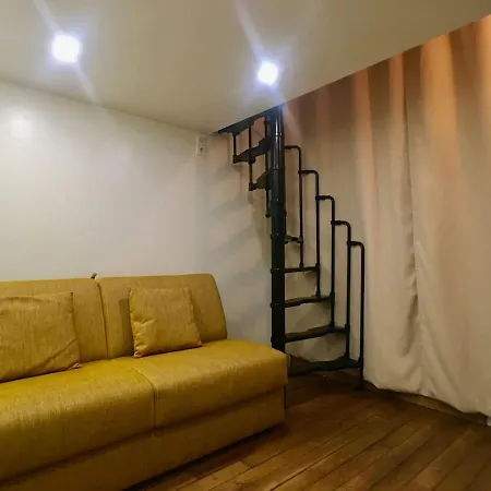 Studio Renove Proche Champs-elysees Et Tour Eiffel * Paris